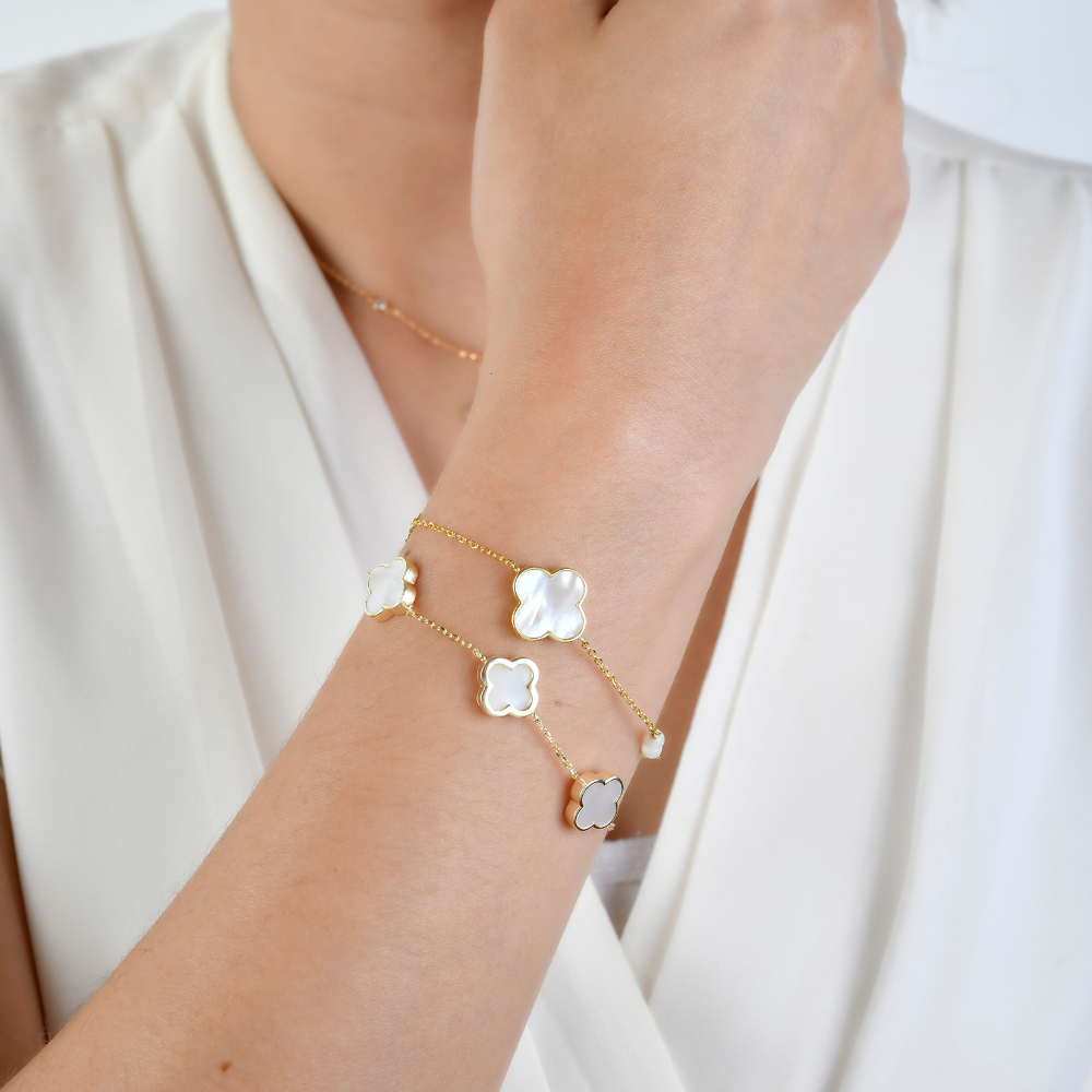 Elegant Clover Style Silver Bracelet