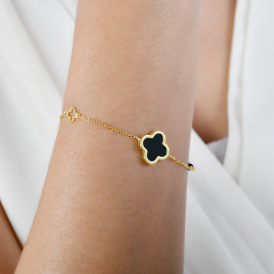 Gold clover bracelet 